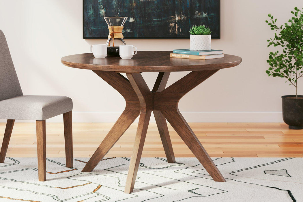 Lyncott Dining Table