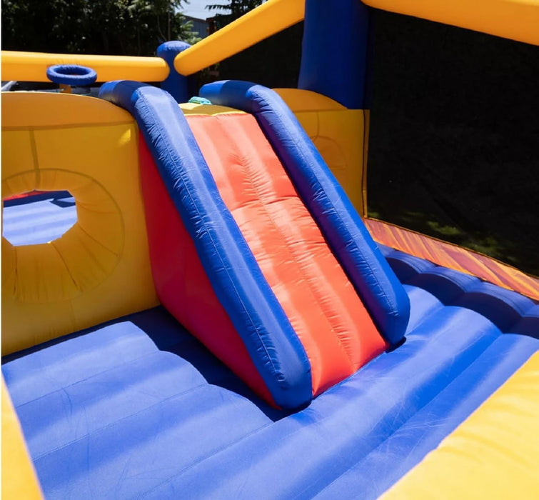 Double Bounce Inflatable House with Dodgeball